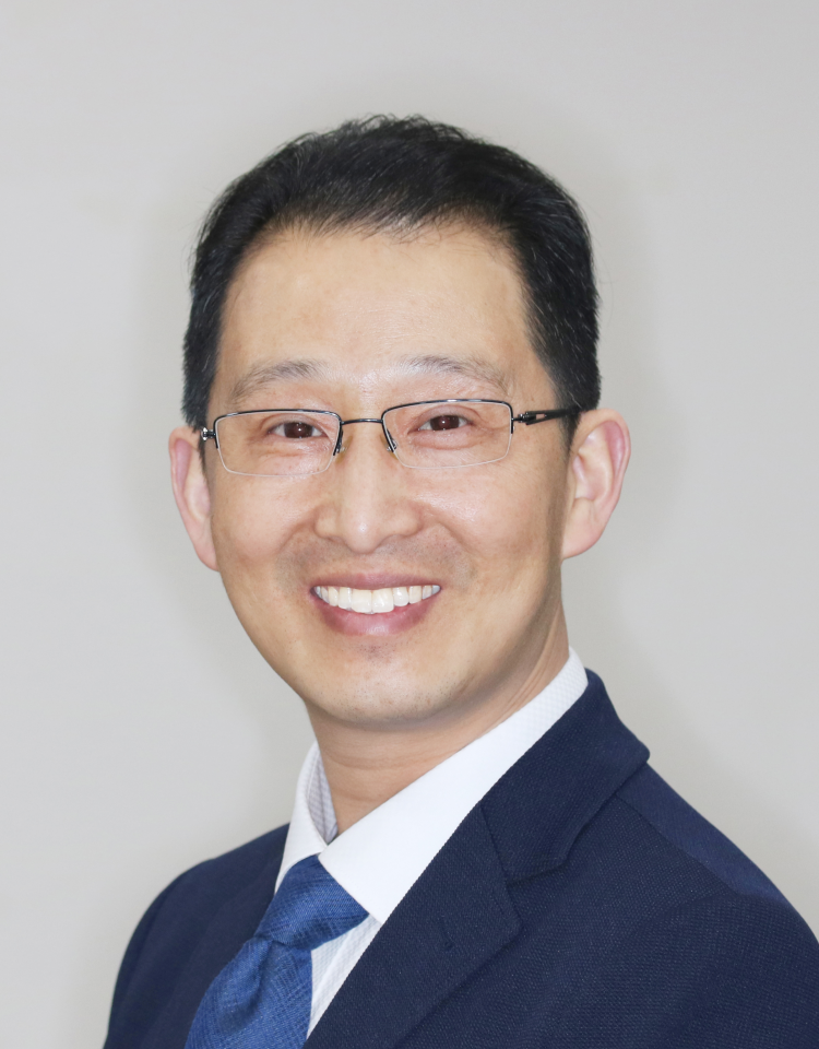 周茂强2016-2形象照.jpg